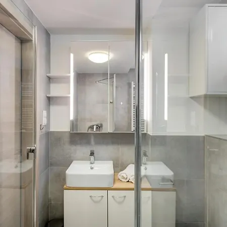 Apartman Balcony - New & Stylish